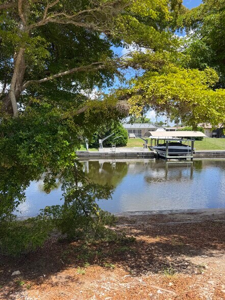 More Photos Of 3321 Del Prado Blvd S, Cape Coral Office For Lease