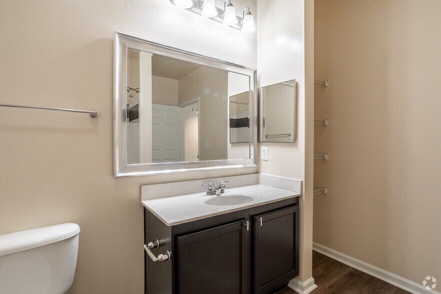 More Photos Of 1776 Patriots Ln, Norristown Apartments For Sale
