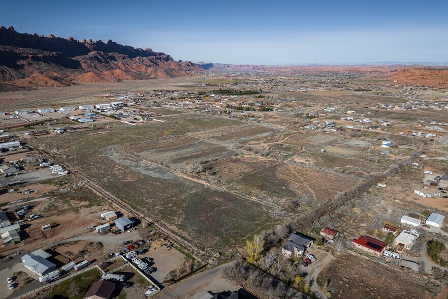 More Photos Of 35 Acres West Coronado, Moab Land For Sale