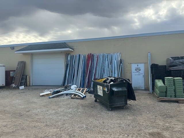 More Photos Of 18130-18134 NW Frontage Rd, Joliet Warehouse For Lease