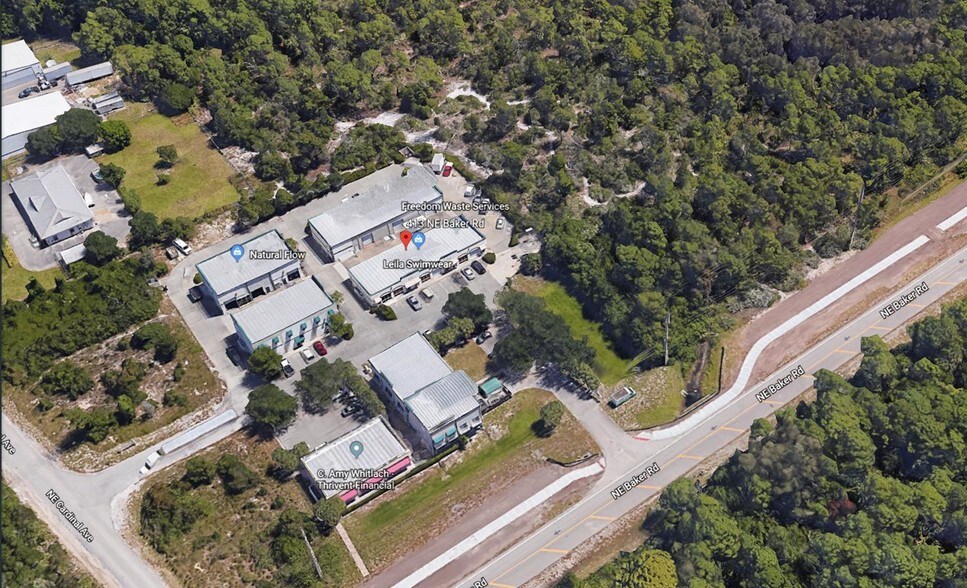 More Photos Of 413 NE Baker Rd, Jensen Beach Light Distribution For Sale