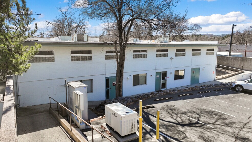 More Photos Of 642 Dameron Dr, Prescott Healthcare For Sale