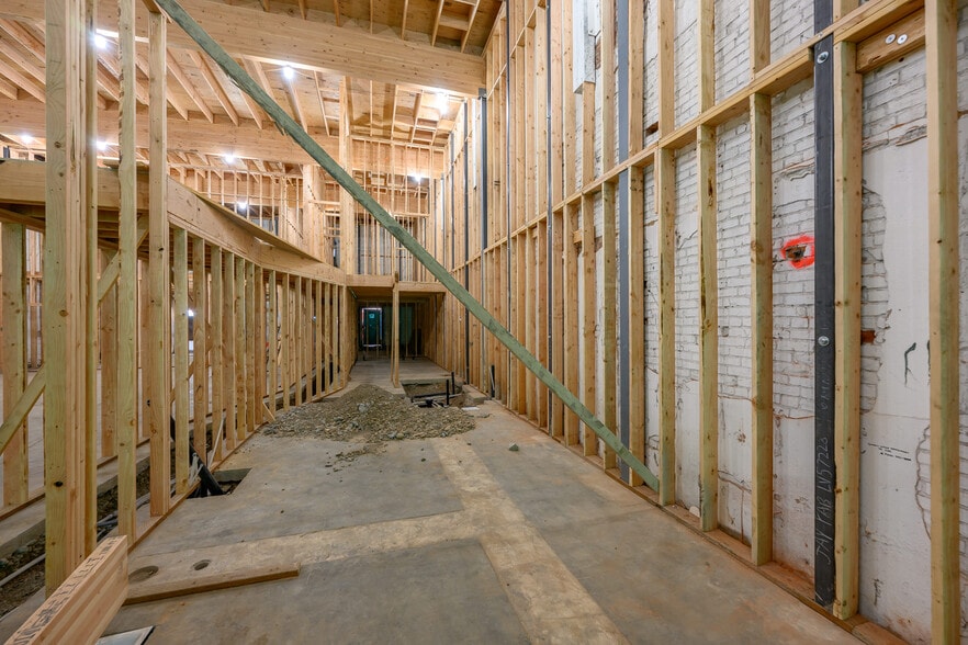 More Photos Of 433 NE 3rd St, Mcminnville Restaurant For Sale