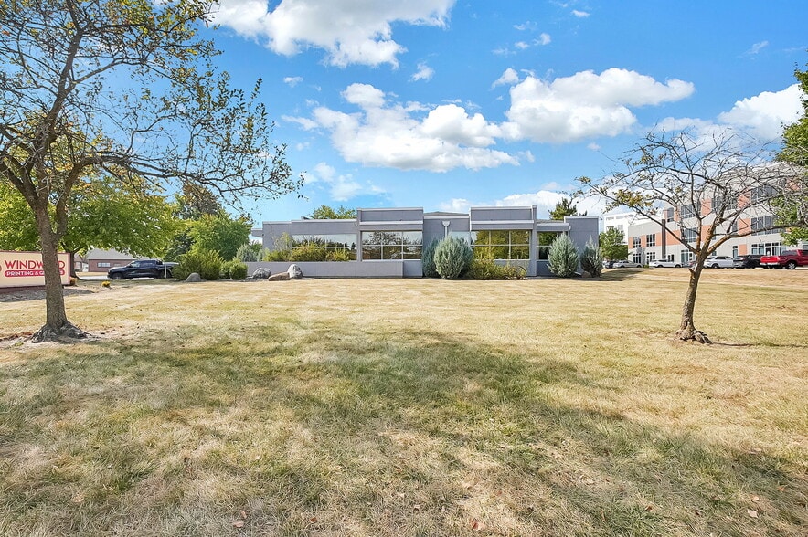 Primary Photo Of 9015 Antares Ave, Columbus Office For Sale