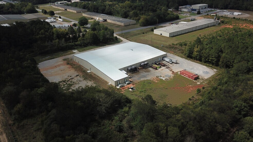 More Photos Of 655 10th St, Cedartown Warehouse For Sale