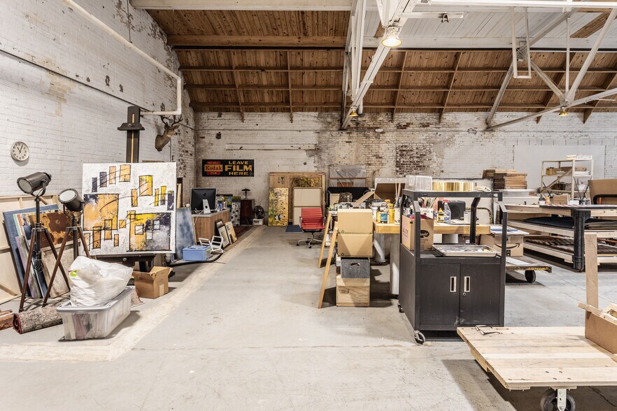 More Photos Of 4201 Millersville Rd, Indianapolis Research And Development For Lease