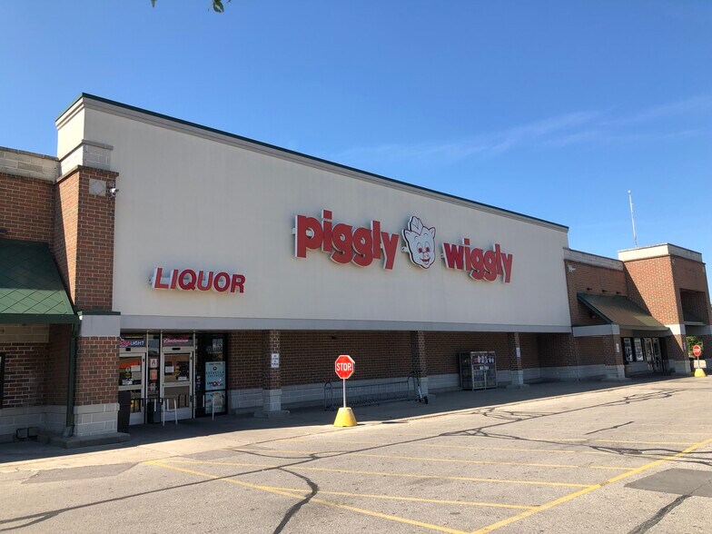 More Photos Of 123 W Oklahoma Ave, Milwaukee Unknown For Lease