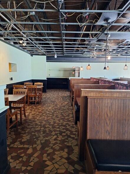 More Photos Of 525 Main St, Altavista Restaurant For Sale