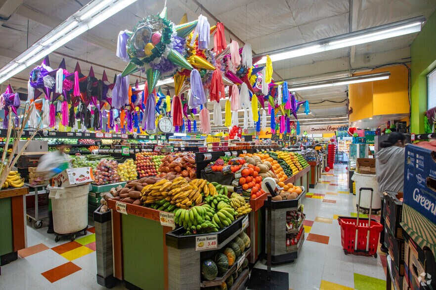 More Photos Of 5302-5320 Monterey Hwy, San Jose Unknown For Lease