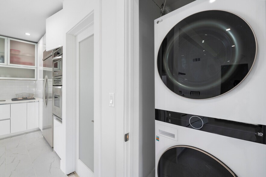 More Photos Of 3909 Garden Ave, Miami Apartments For Sale