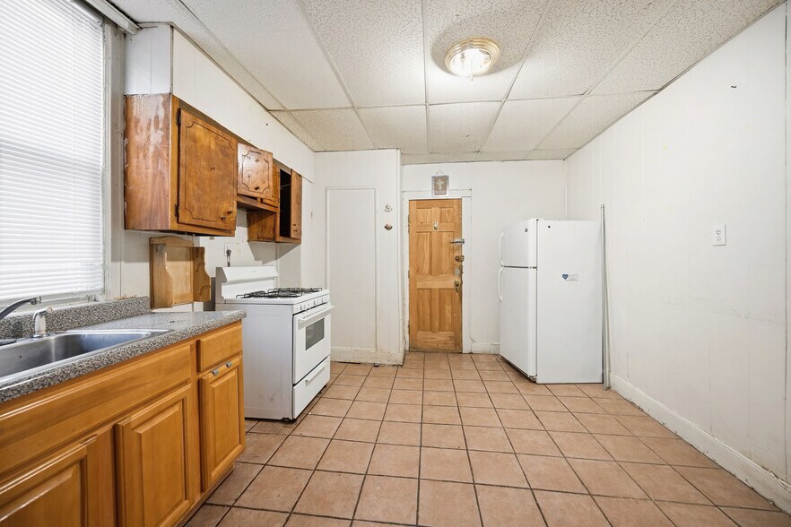 More Photos Of 41 Storms Ave, Jersey City Land For Sale