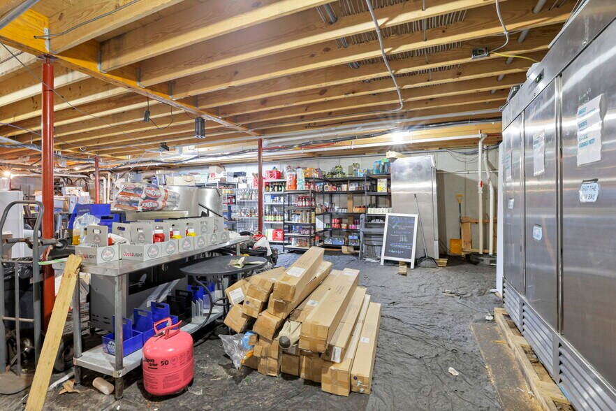 More Photos Of 14675 Zion Rd, Thornville Restaurant For Sale