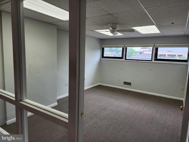 More Photos Of 2555-2575 Chain Bridge Rd, Vienna Medical For Sale