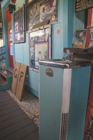 More Photos Of 3109 N Ola Ave, Tampa Hospitality For Sale