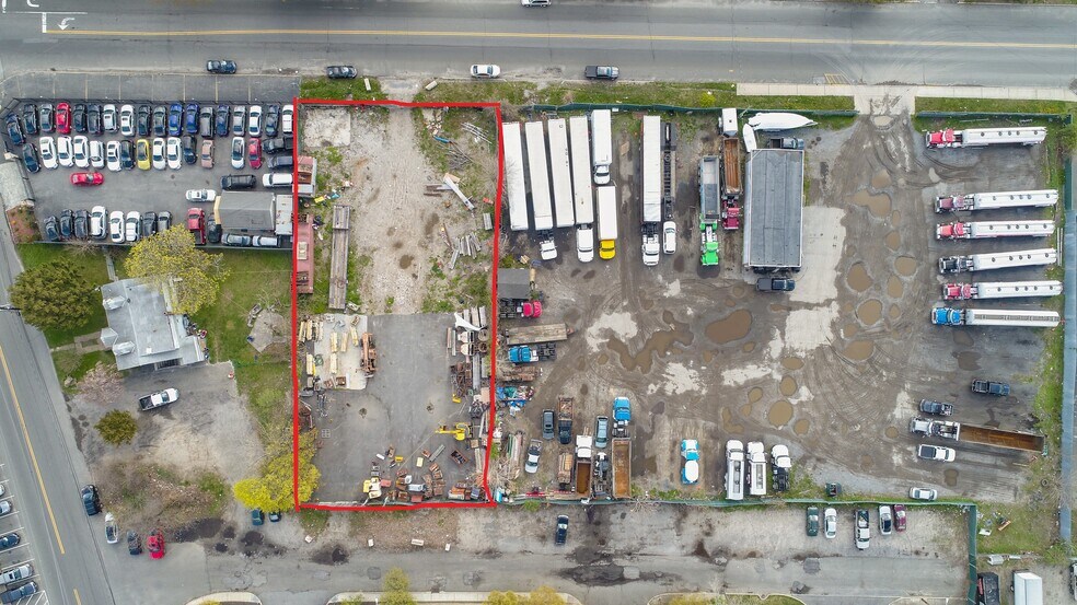 More Photos Of 3 Orgill Ave, Bay Shore Land For Lease