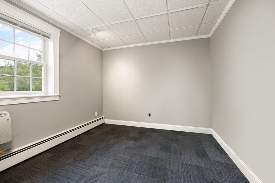 More Photos Of 9 Meriam St, Lexington Loft Creative Space For Sale