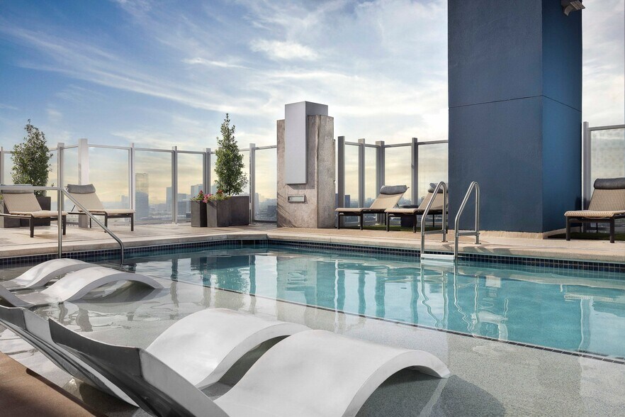 More Photos Of 2031 Westcreek Ln, Houston Apartments For Lease