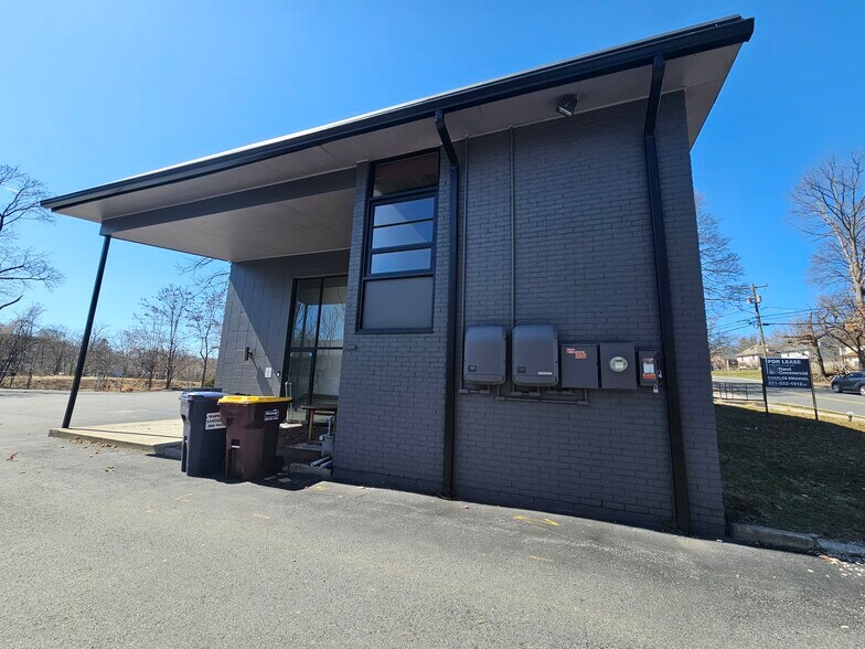 More Photos Of 23 West St, Warwick Office For Lease