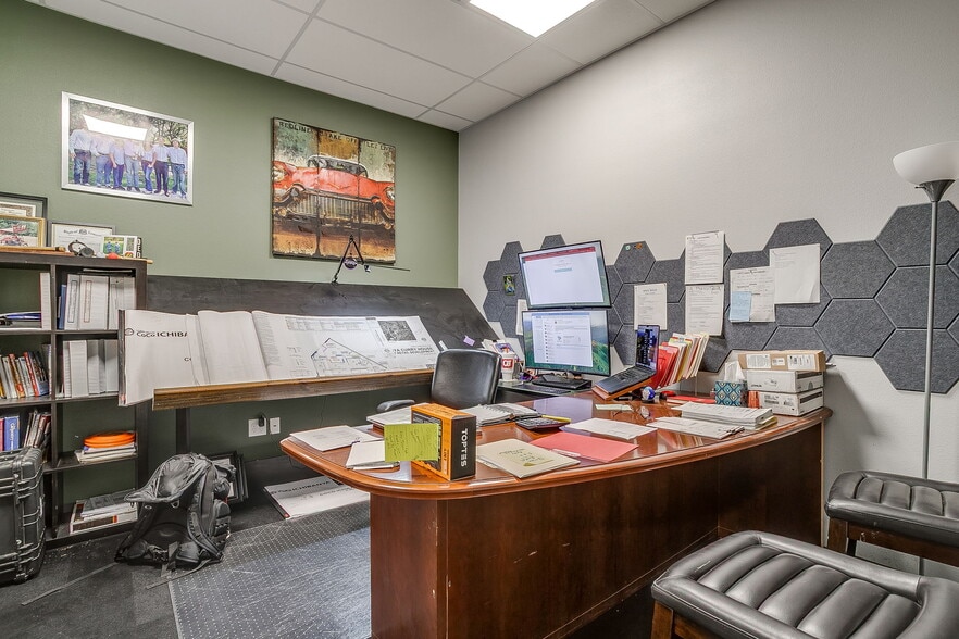 More Photos Of 5950 Park Vista Cir, Fort Worth Warehouse For Lease