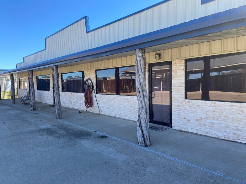 More Photos Of 5778 FM 933, Whitney Flex For Lease