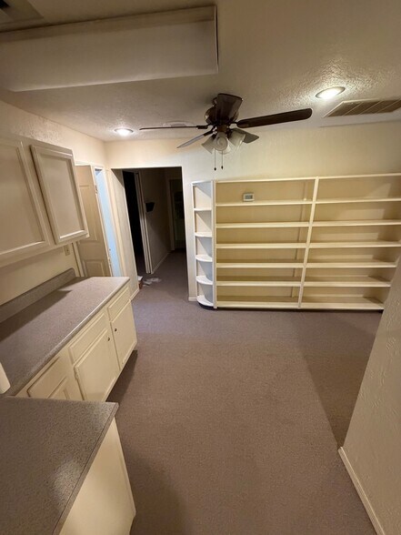 More Photos Of 5401 E 71st St, Tulsa Office For Lease
