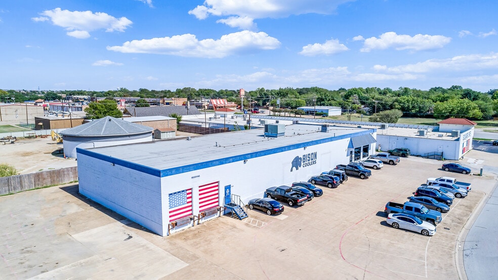 Primary Photo Of 5113 Commercial Dr, North Richland Hills Warehouse For Sale