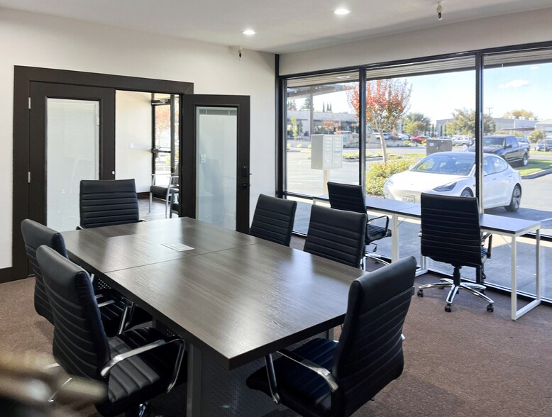 More Photos Of 400 E Kettleman Ln, Lodi Unknown For Lease