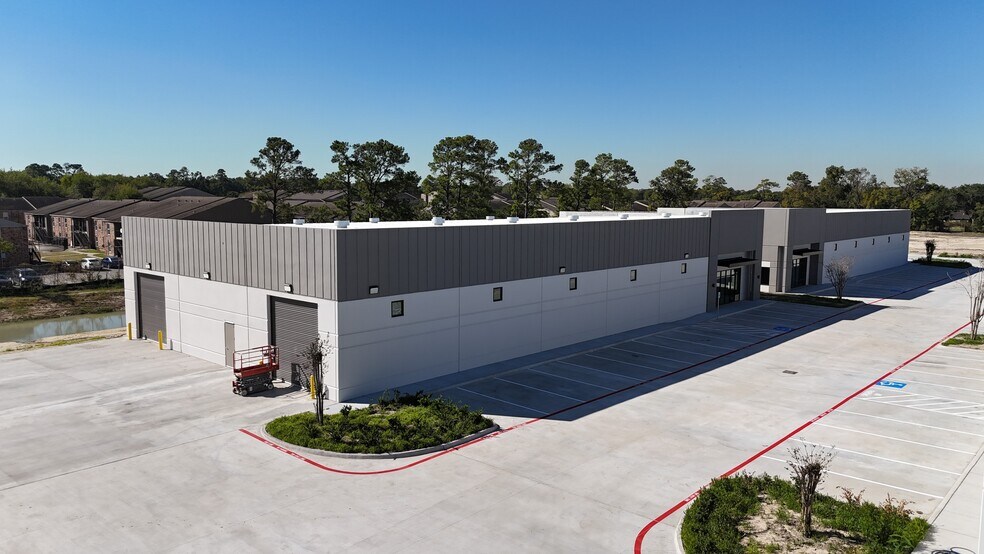 More Photos Of 14815 Lee Rd, Houston Warehouse For Sale