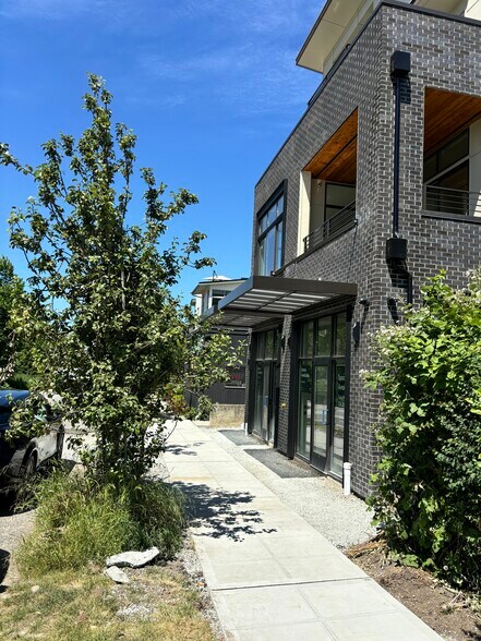 More Photos Of 5216 Delridge Way SW, Seattle Office Residential For Lease