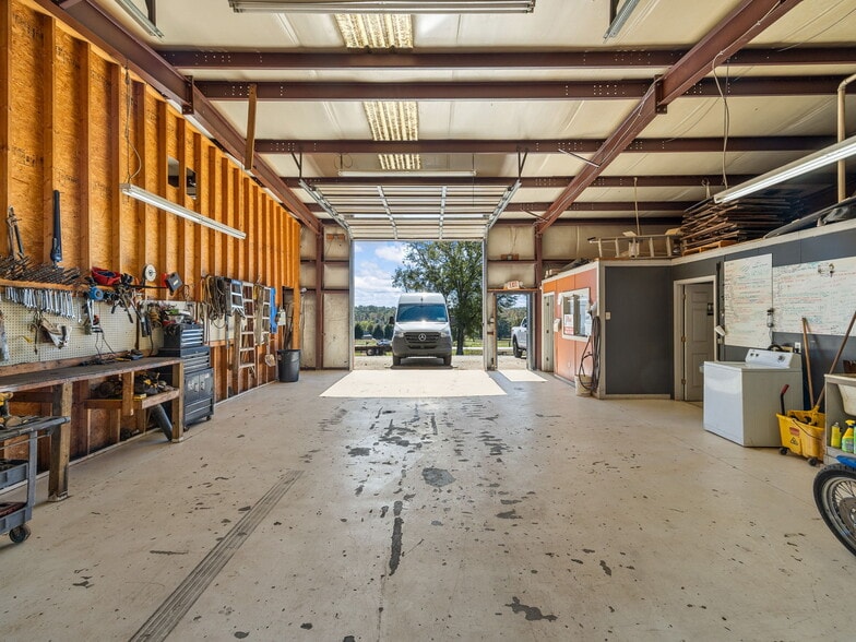 More Photos Of 3808 N Highway 14, Greer Service For Sale