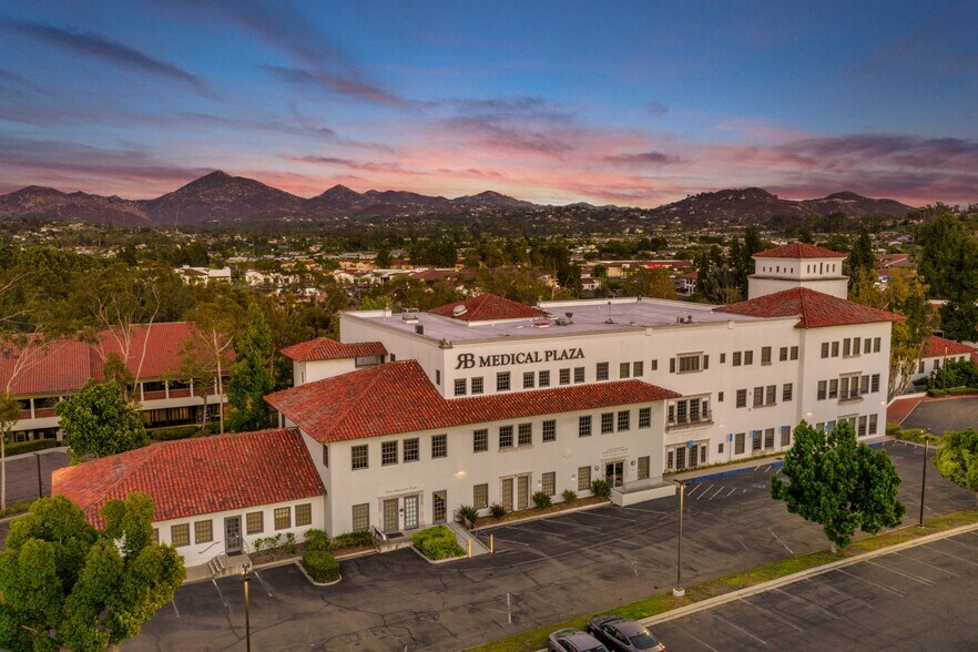 More Photos Of 11770 Bernardo Plaza Ct, San Diego Medical For Lease