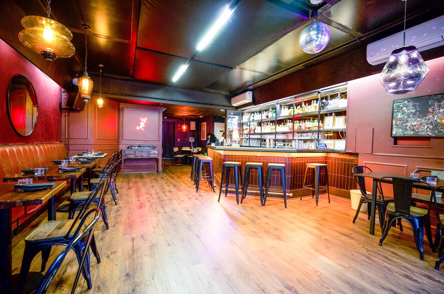 More Photos Of 143 Orchard St, New York Apartments For Lease