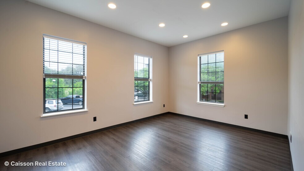 More Photos Of 11459 Huebner Rd, San Antonio Medical For Sale