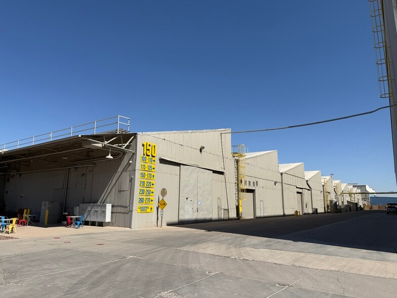 More Photos Of 1300 S Litchfield Rd, Goodyear Unknown For Lease