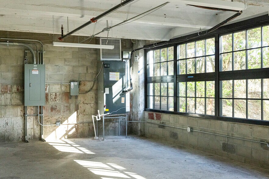 More Photos Of 700 E Union St, Jacksonville Apartments For Lease