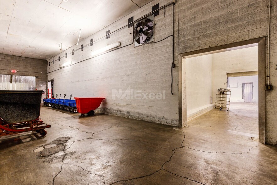 More Photos Of 550 S 1100 W, Fillmore Warehouse For Sale
