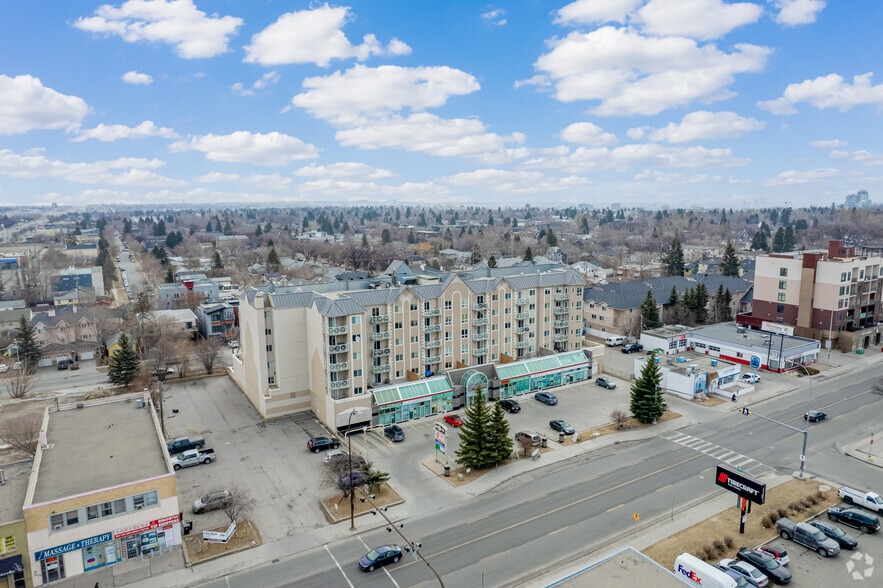 More Photos Of 1518 Centre St N, Calgary Apartments For Lease