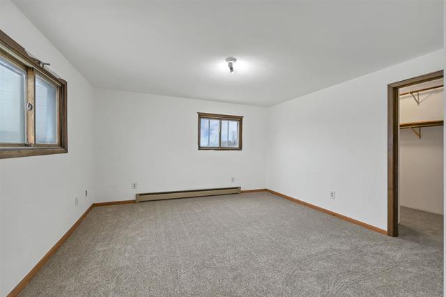 More Photos Of 821 S Broadway, Green Bay Restaurant For Sale