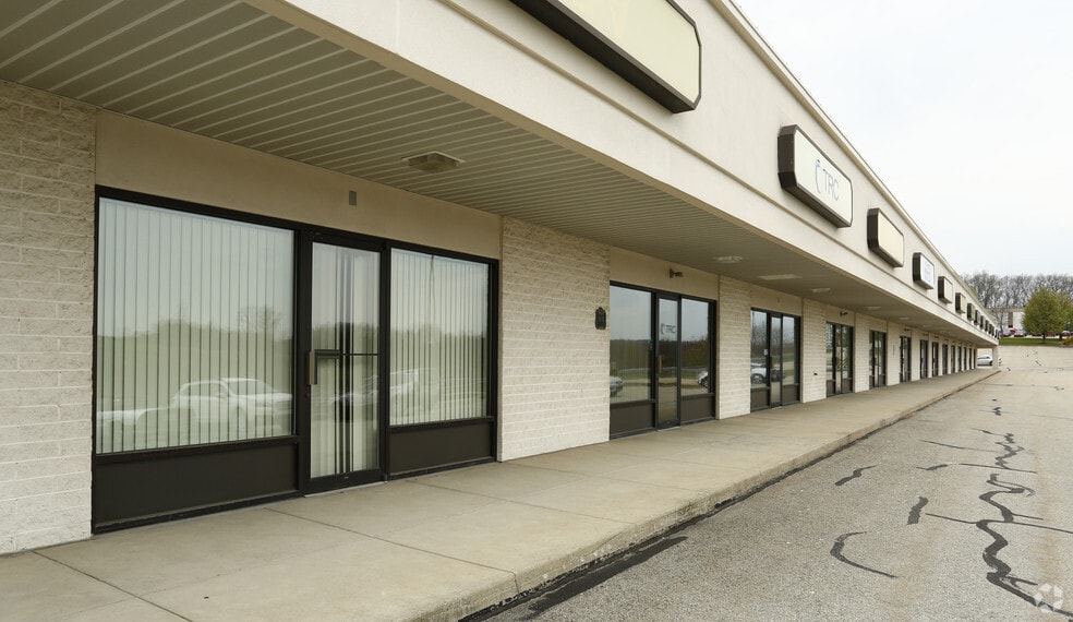 More Photos Of 1036-1062 Corporate Ln, Export Storefront Retail Office For Lease