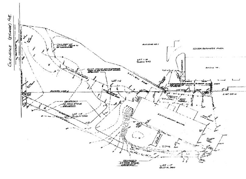 More Photos Of 75 Glendale Ave, Edison Manufacturing For Lease