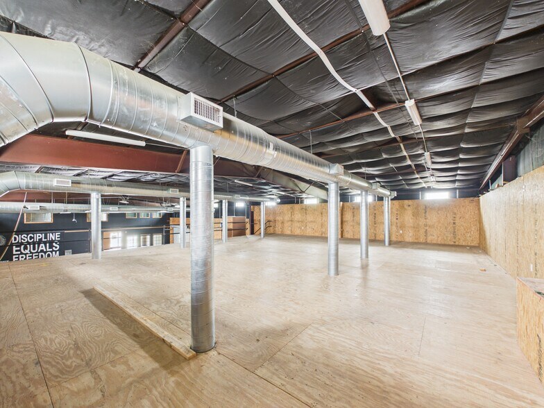 More Photos Of 431 S 17th St, West Columbia Warehouse For Sale