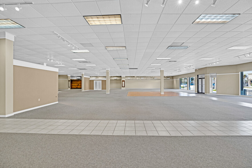 More Photos Of 1610 US Highway 1, Vero Beach Freestanding For Sale