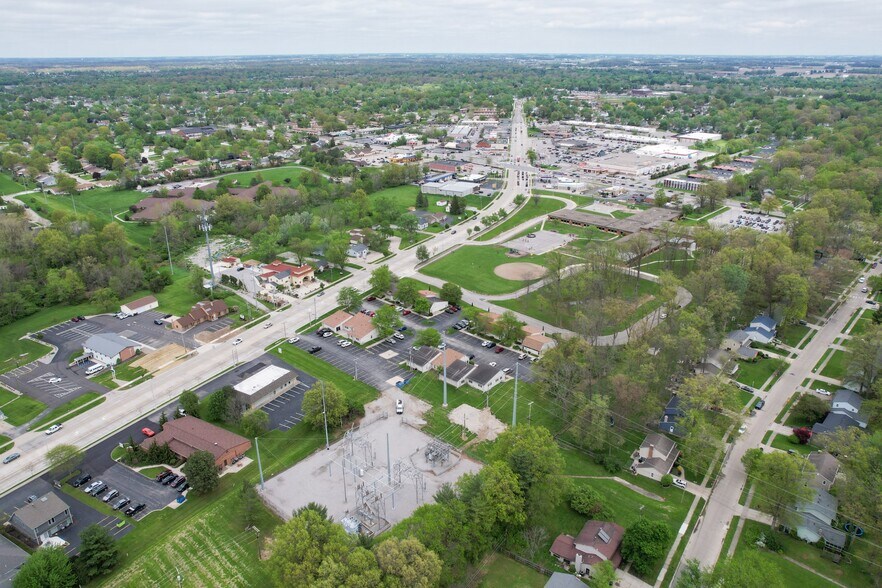 More Photos Of 6038 E State Blvd, Fort Wayne Office For Sale