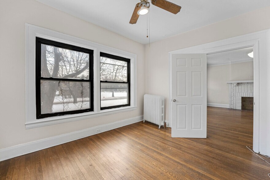 More Photos Of 2617 Euclid Heights Blvd, Cleveland Heights Apartments For Sale