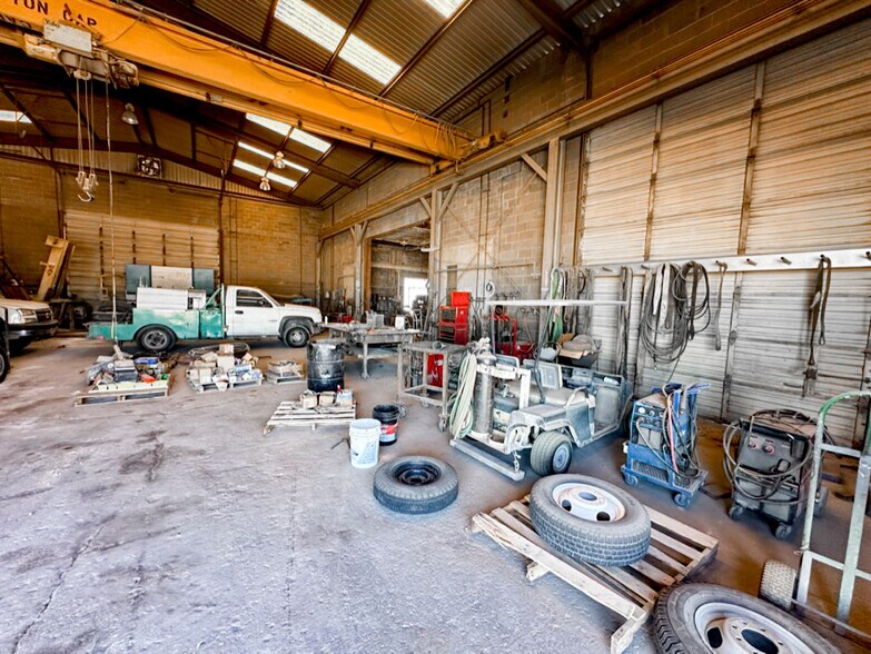 More Photos Of 604 Collins ave, Midland Warehouse For Sale