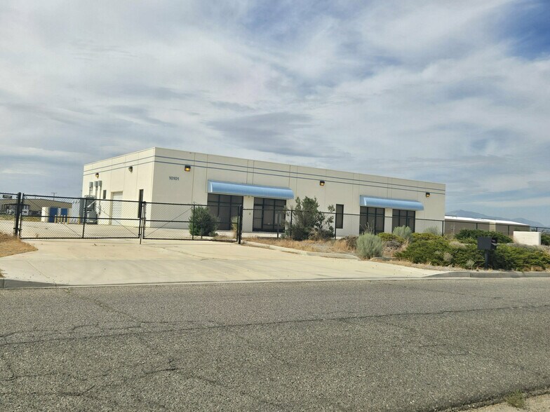 Primary Photo Of 9711-10101 Yucca Rd, Adelanto Truck Terminal For Sale