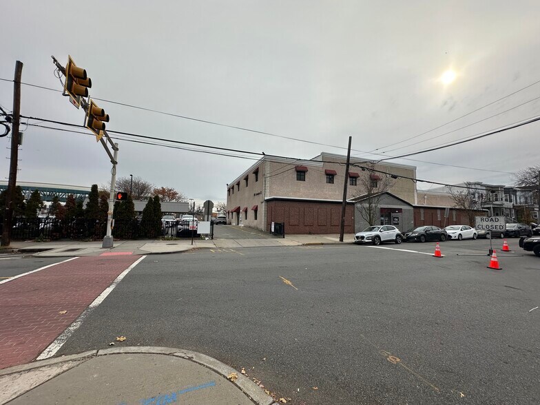 More Photos Of 534-548 Avenue E, Bayonne Office For Sale