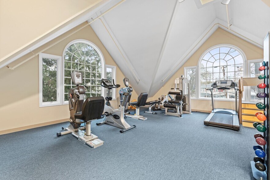 More Photos Of 17 Elm Ave, Hackensack Rehabilitation Center For Lease