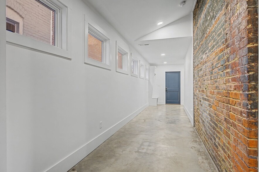 More Photos Of 1231 6th Ave N, Nashville Loft Creative Space For Lease