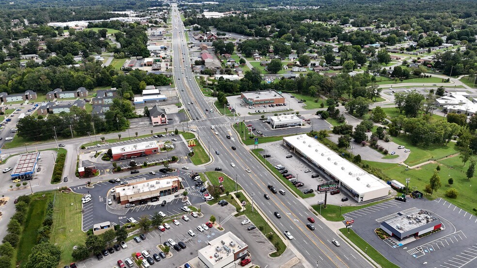 More Photos Of 1142 Battlefield Pky, Fort Oglethorpe General Retail For Lease